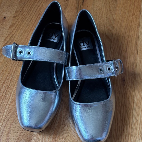 DV by Dolce Vita Shoes - DV by Dolce Vita Girls Silver Metallic Mary Jane Shoes